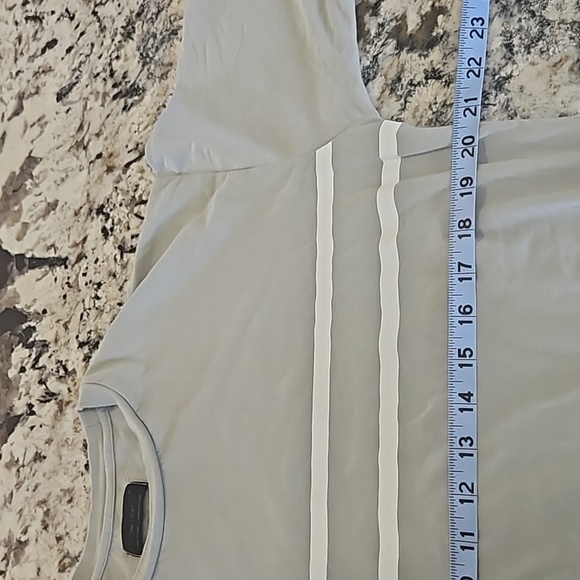 2/$10 Oak + Fort long sleeve - Picture 5 of 6